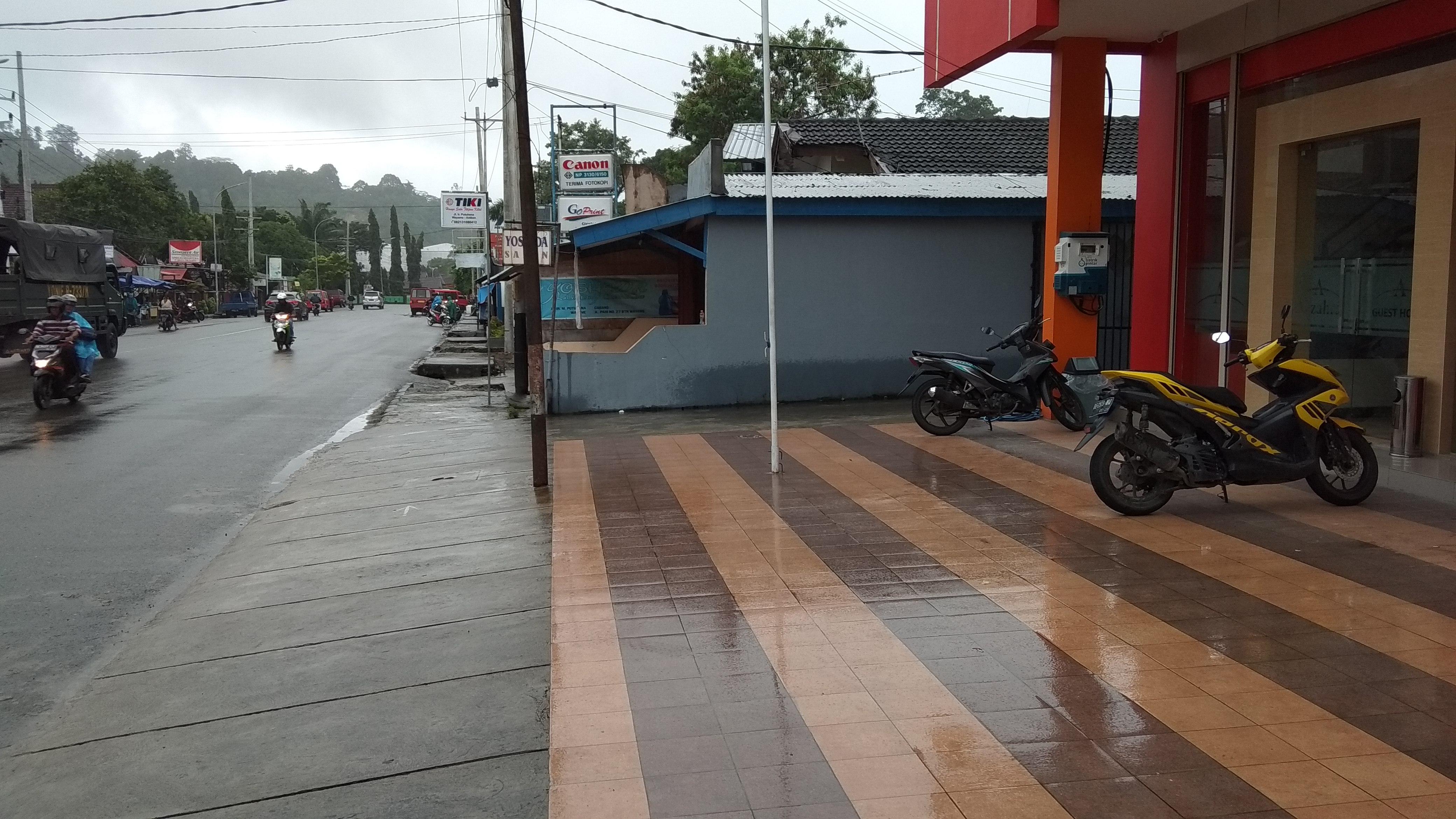 Super Oyo 1006 Azzahra Guest House Syariah Ambon Zewnętrze zdjęcie
