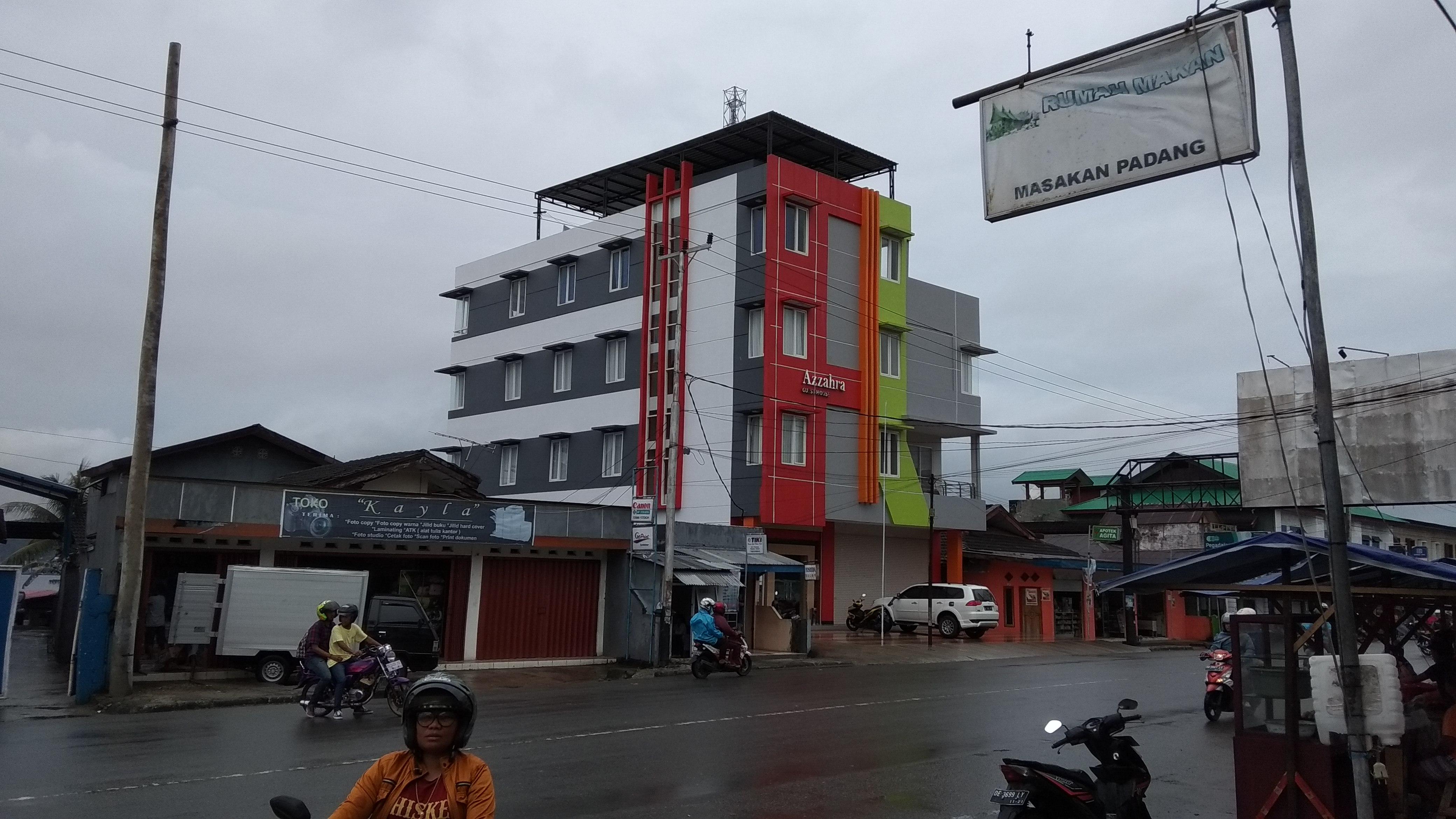 Super Oyo 1006 Azzahra Guest House Syariah Ambon Zewnętrze zdjęcie