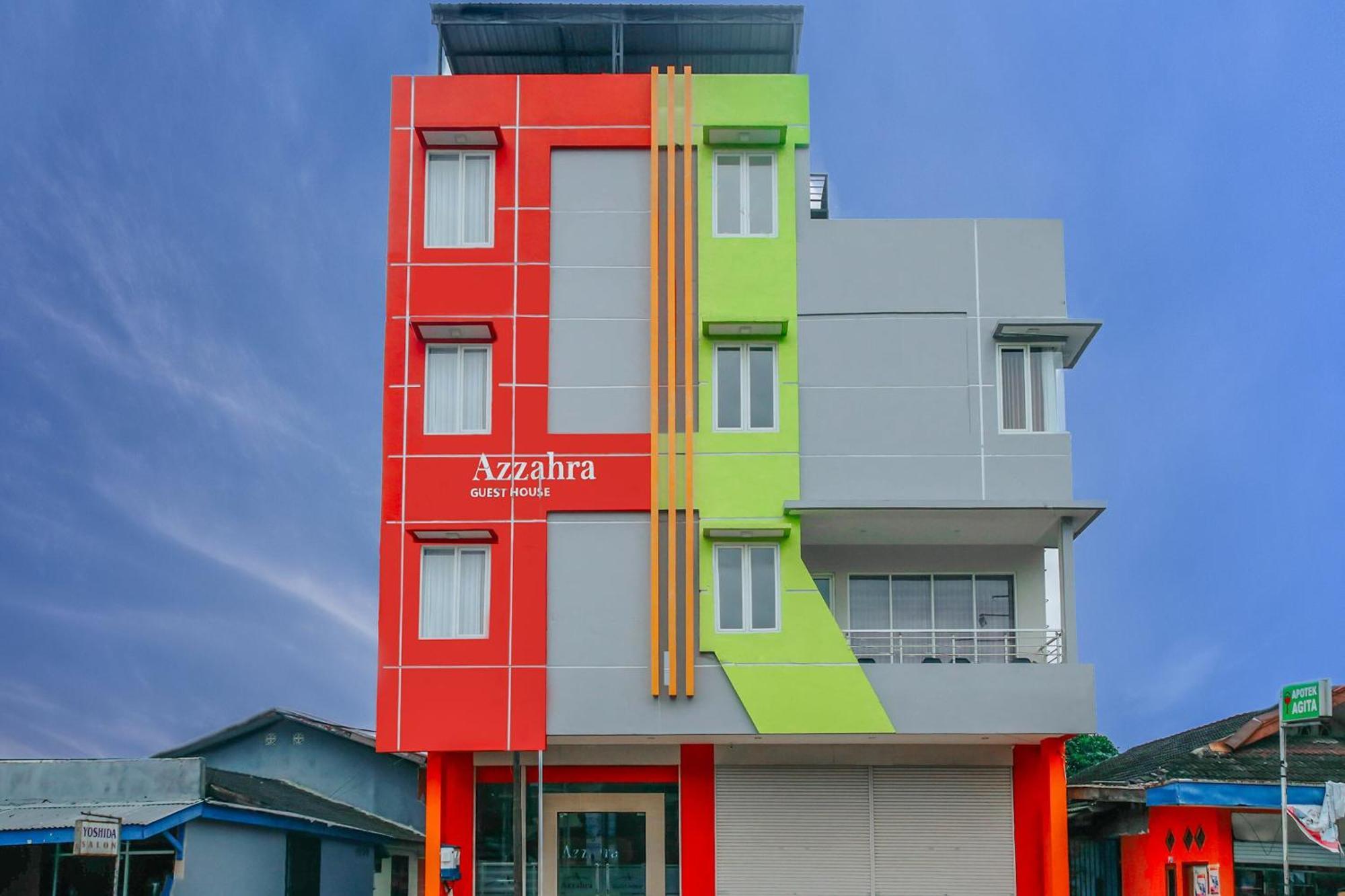 Super Oyo 1006 Azzahra Guest House Syariah Ambon Zewnętrze zdjęcie
