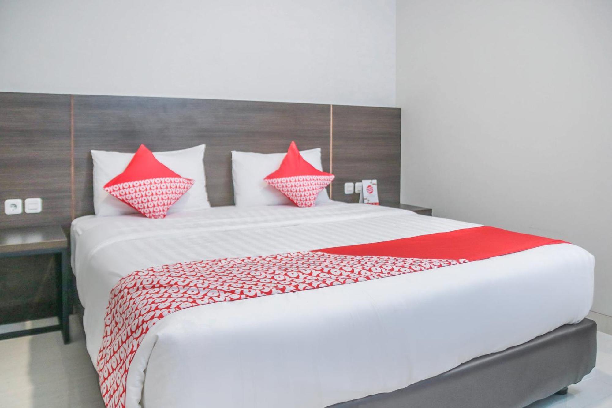 Super Oyo 1006 Azzahra Guest House Syariah Ambon Zewnętrze zdjęcie